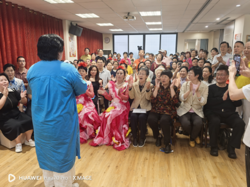 广州向阳社区助老中心举行了2025年中华母亲节推动交流活动