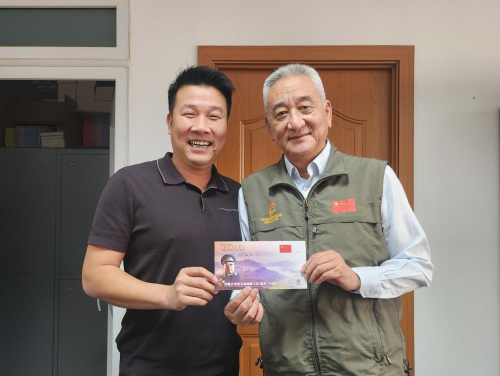 陈金镇：进京拜访革命后代 学习红色精神