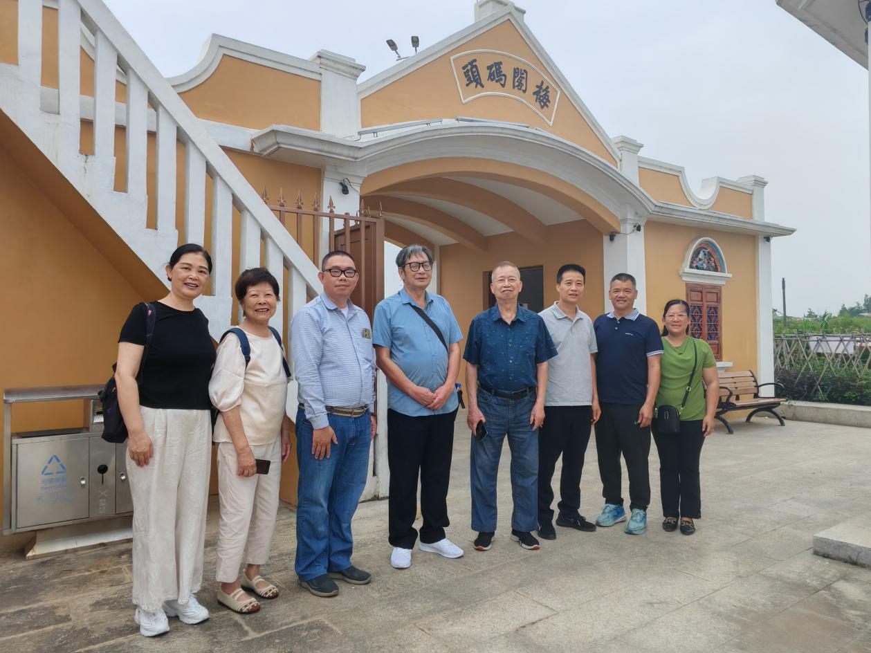 感人故事:二十年守卫侨乡文化瑰宝——侨史学者黄卓才荣获“亲情文化使者”荣誉称号