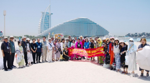 中国诗人冷先桥荣获第五届丝绸之路国际诗歌艺术节“金驼奖”