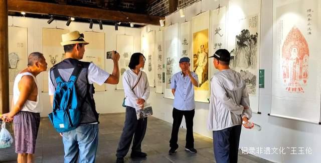 名家荟萃!花溪公园书画展带您领略中华文化精髓