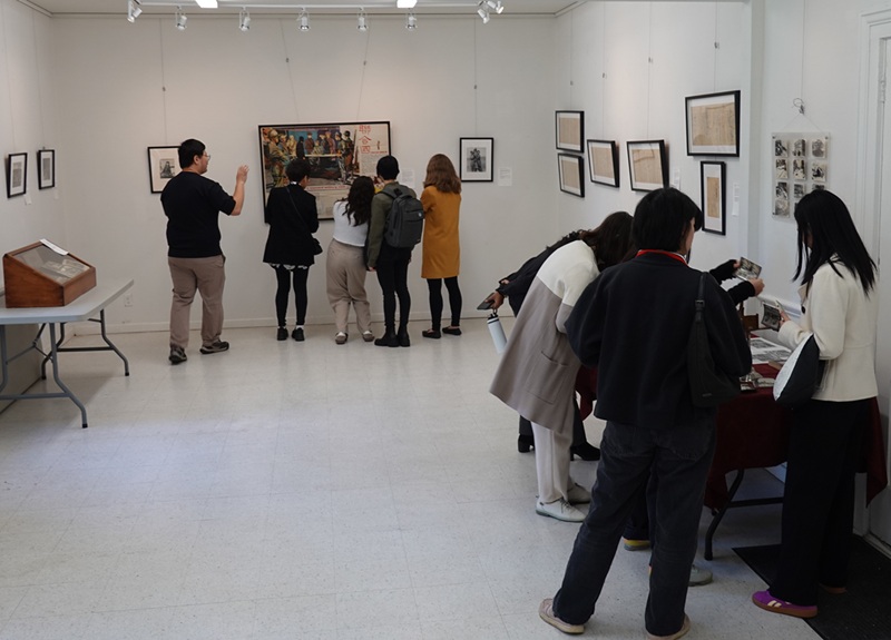 铭记八十载:多伦多抗战文献展启幕
