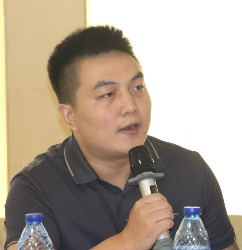 中国驻拉各斯总领馆与西非暨尼日利亚中国和统会成功举办“纪念台湾光复80周年暨学习党的二十届四中全会精神”座谈会