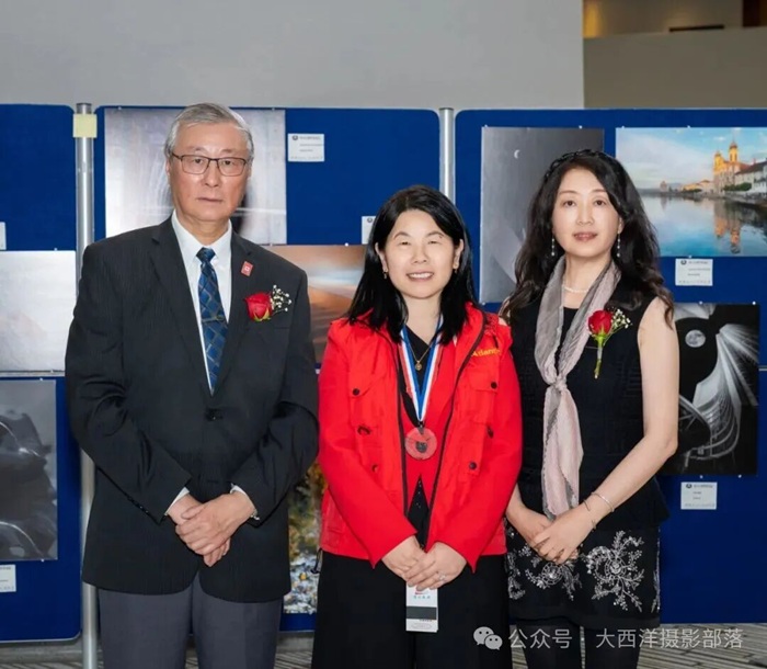 《锦瑟无边,光影礼赞》摄影展在多伦多市政厅隆重启幕