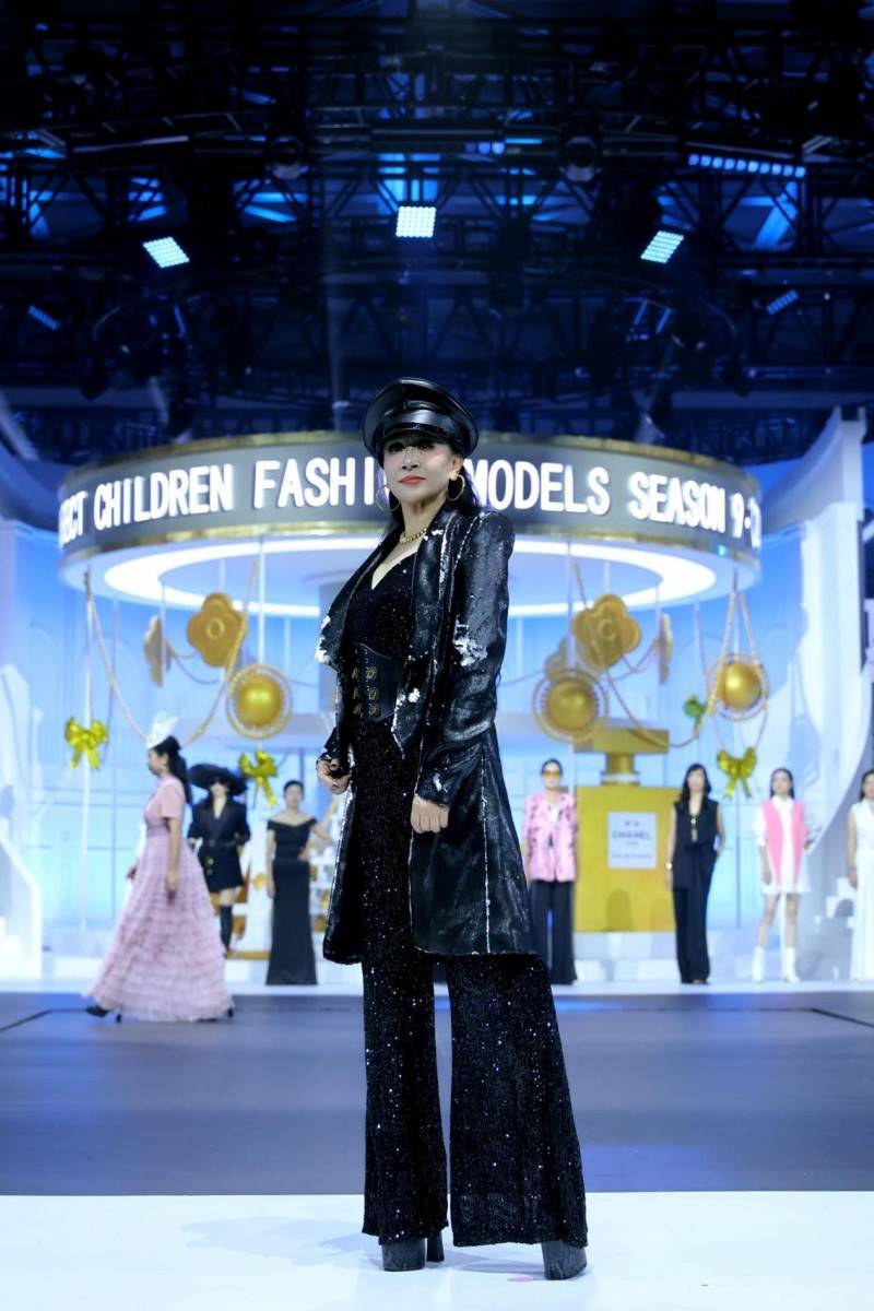 恭喜吴杰！斩获“2025 第一季绽放光芒的姐姐”鎏光之星人气奖