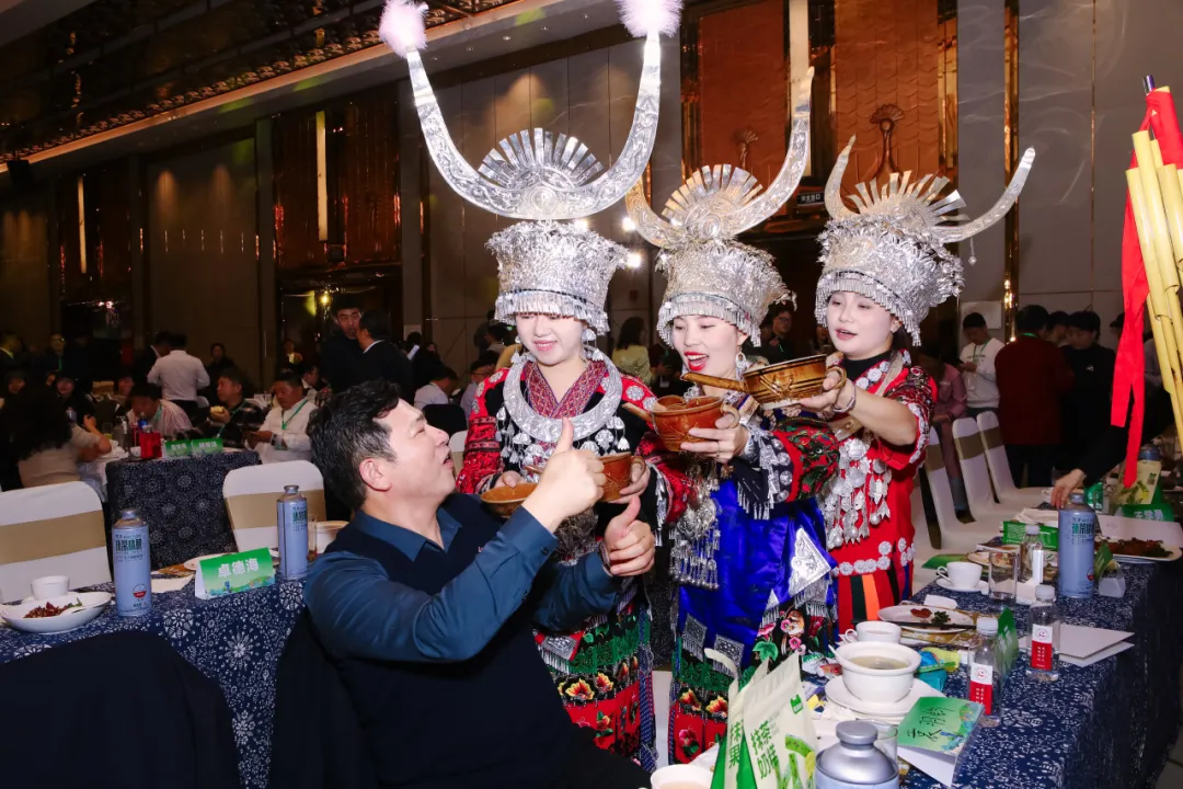 “健康中国·生态黔菜”:2025北京黔菜民族文化美食荟——梵净山珍之夜暨‘梵净抹茶’北京宣传推介活动圆满举办