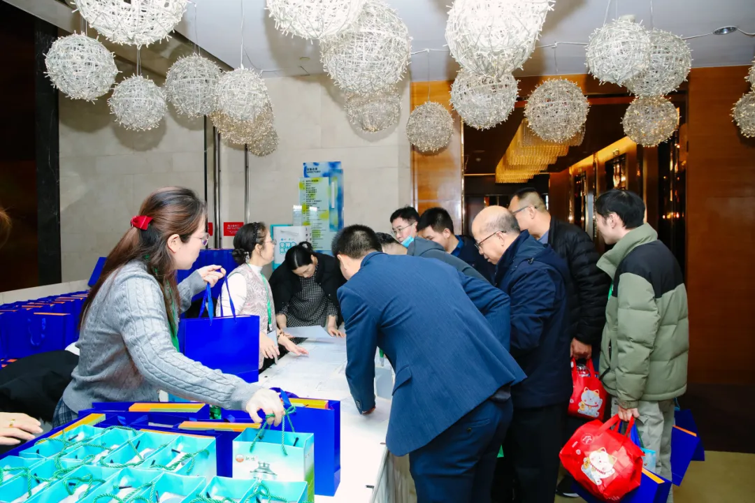 “健康中国·生态黔菜”:2025北京黔菜民族文化美食荟——梵净山珍之夜暨‘梵净抹茶’北京宣传推介活动圆满举办