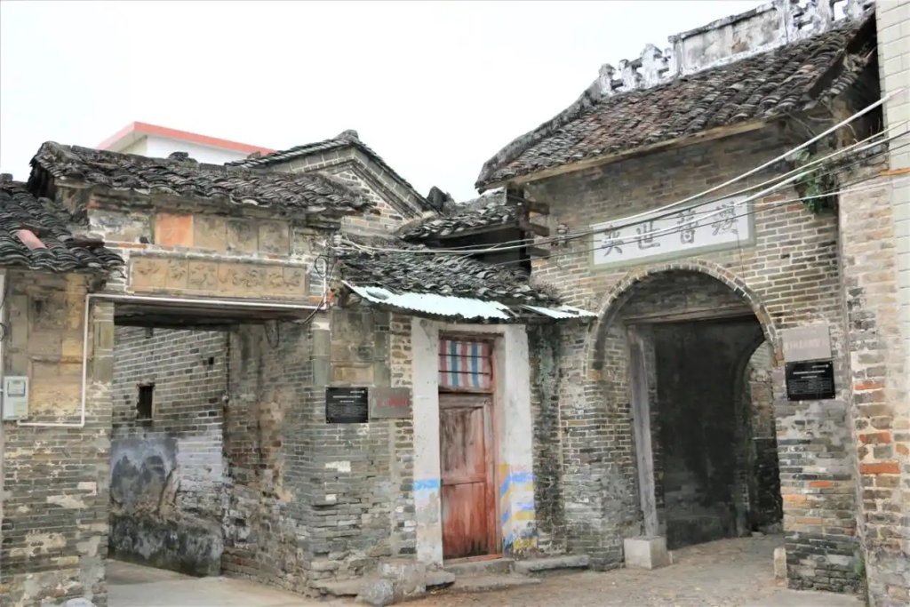 韶关市收藏与民俗文化研究会会长林树峰推荐:隋韵易风·古村瑰宝——楼下村“河图洛书”“太极八卦”