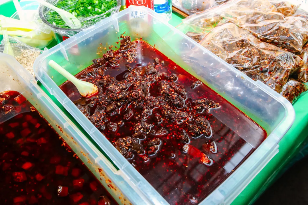 “健康中国·生态黔菜”:2025北京黔菜民族文化美食荟——梵净山珍之夜暨‘梵净抹茶’北京宣传推介活动圆满举办