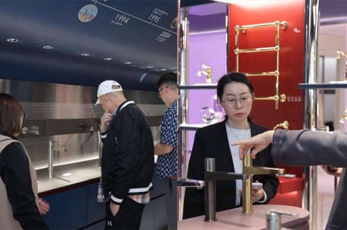 觉醒·新生，启幕未来 帝朗广州罗浮宫新形象店盛大开业