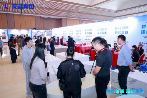 浴缸革命!亮晶纯亚克力大理石纹板材暨高密度聚氨酯加固材料全球首发