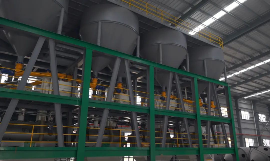 破卷与共鸣：从亿固1600余人盛会看辅料行业的生态觉醒