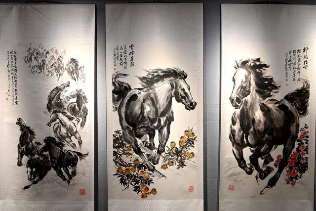 翰墨生辉贺丙午 一马当先启新程  ——刘磊水墨马画展于贵阳达德学校旧址隆重开幕