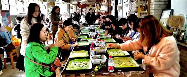 纸会唱歌，你却沉默——悼念挚友潘玉华