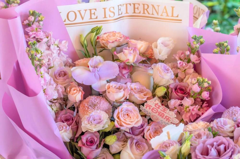 38女神节 强辉巾帼绽芳华，逐浪竞风采，匠心共“陶”美