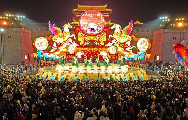 山西大同古都灯会文旅演艺活动圆满收官