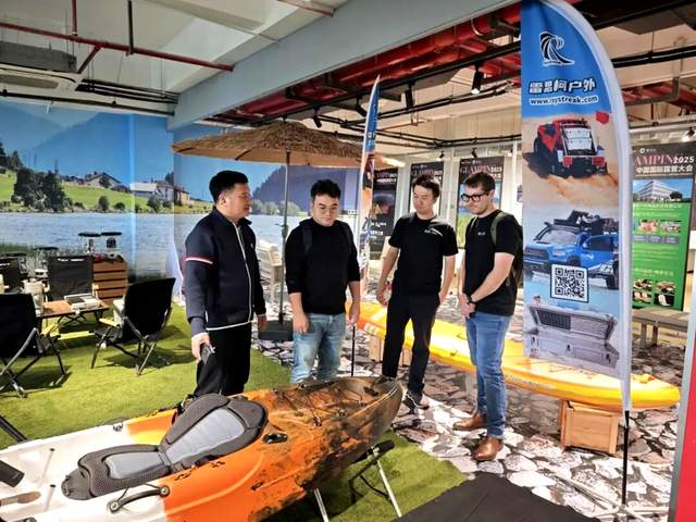 春山迎远客，一“帐”链全球——澳大利亚客商探访金华露营之家