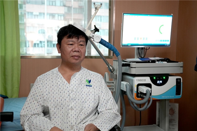 神经调控与脑机接口康复落户崇爱暨康复医学会临床应用基地揭牌