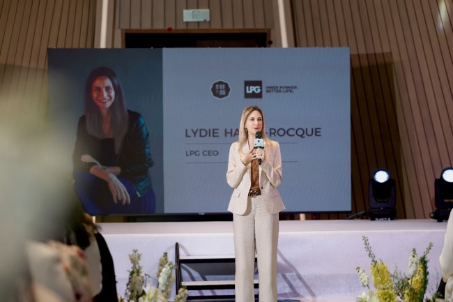 法国LPG 11代机珠海首发，全球CEO访臻尚驻颜共启“智美双生”新篇章