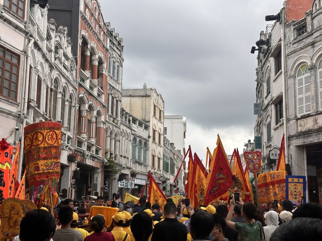 两岸同胞共祭妈祖诞辰1066周年 海南《海口天后祀奉》非遗盛典举行