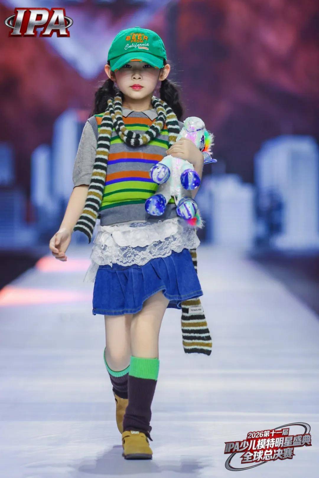 满载荣光！荣耀星推官伍悦铭 第十一届IPA少儿模特明星盛典高光全回顾