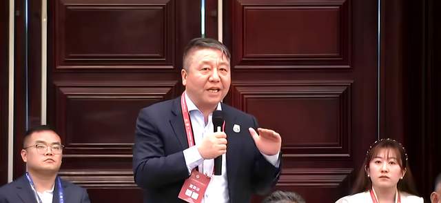 贵州省委书记徐麟、省长李炳军会见出席第二十届贵州旅游产业发展大会部分嘉宾——李守文发言受高度关注