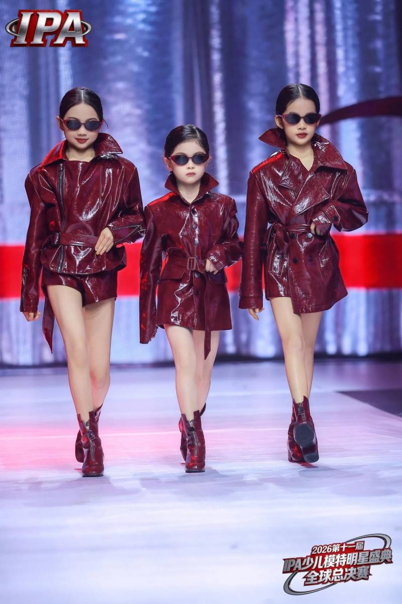 满载荣光！贺年星耀大使伊娃EVA 第十一届 IPA 少儿模特明星盛典高光全回顾
