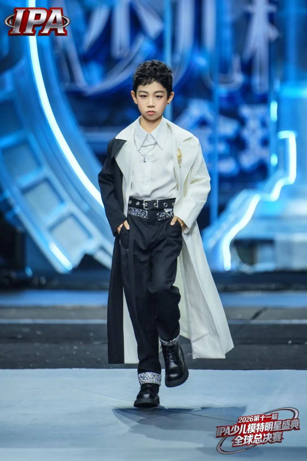 满载荣光！明星守护官刘启可 第十一届IPA少儿模特明星盛典高光全回顾
