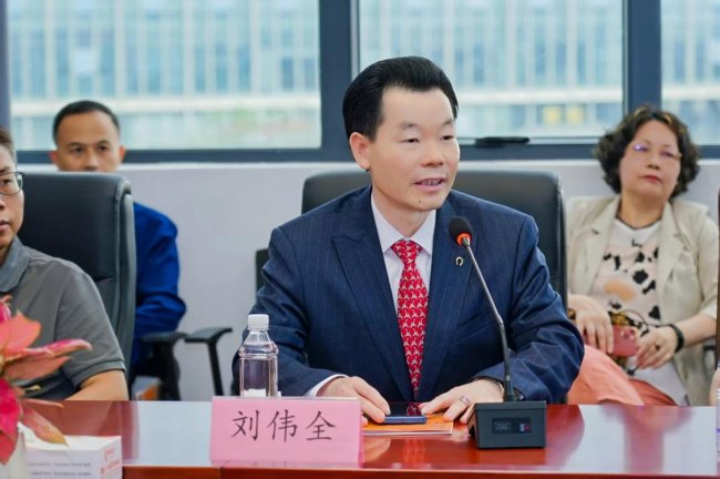 聚势美湾 共启新程 阿瑞美谷项目招商推介大会暨化妆品企业家联谊会圆满举行