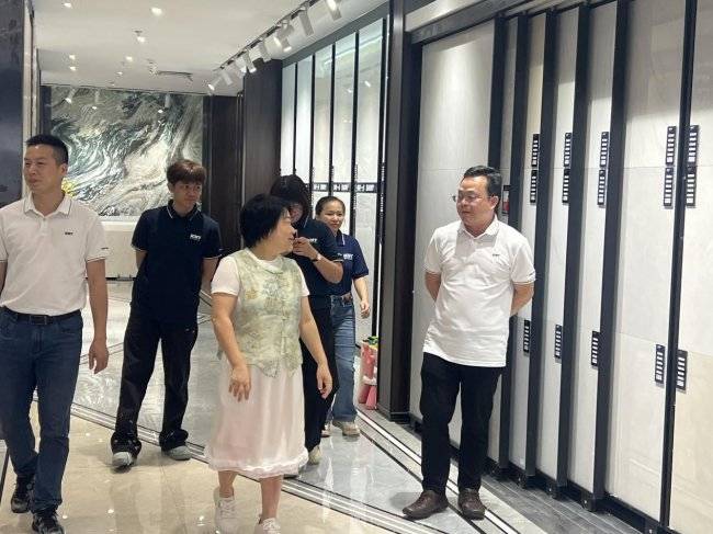 聚力前行 KMY卡米亚高层领导终端走访，赋能一线，共赢发展新局面