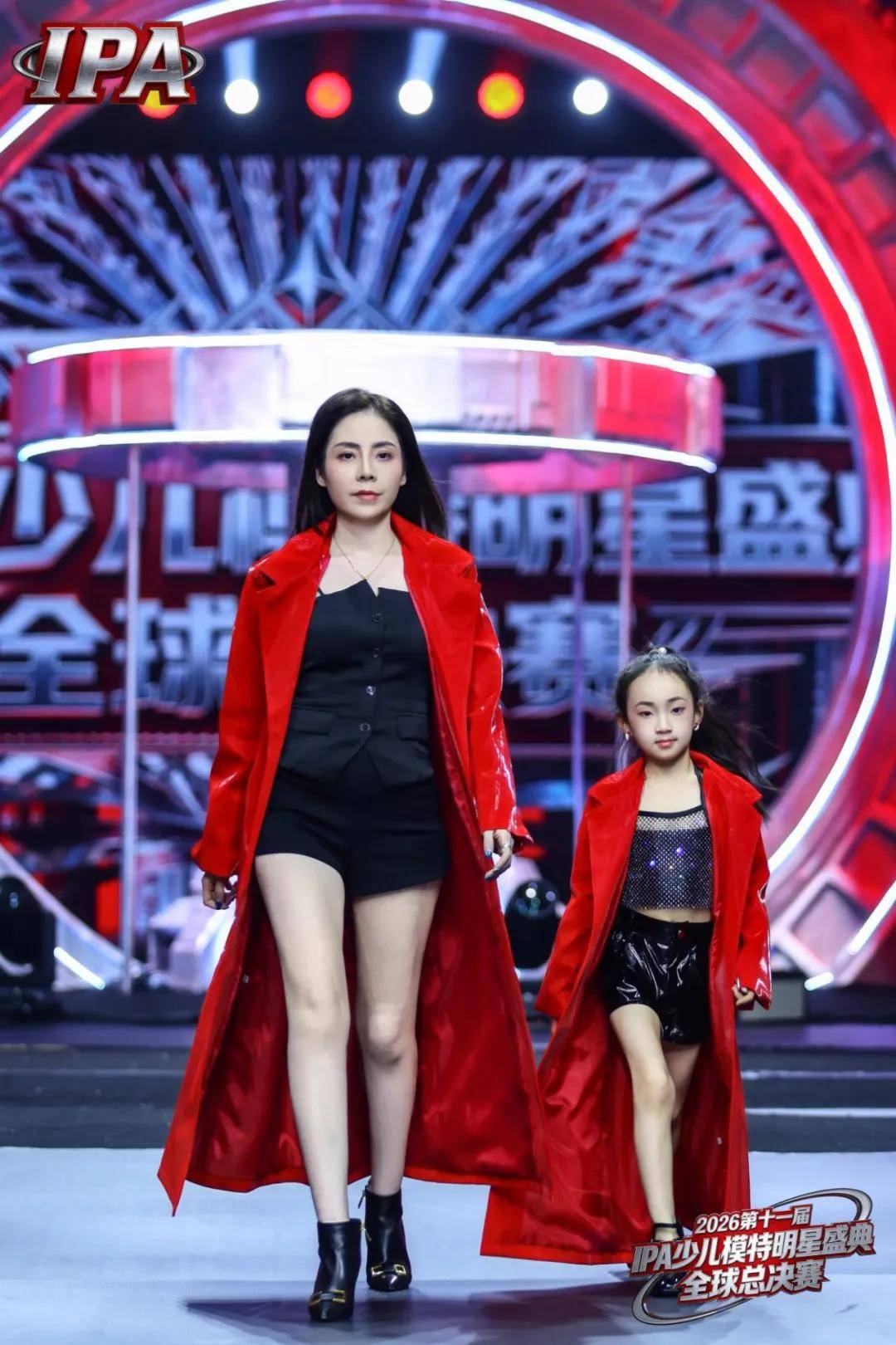 满载荣光！贺年守护官伍家颍 第十一届IPA少儿模特明星盛典高光全回顾