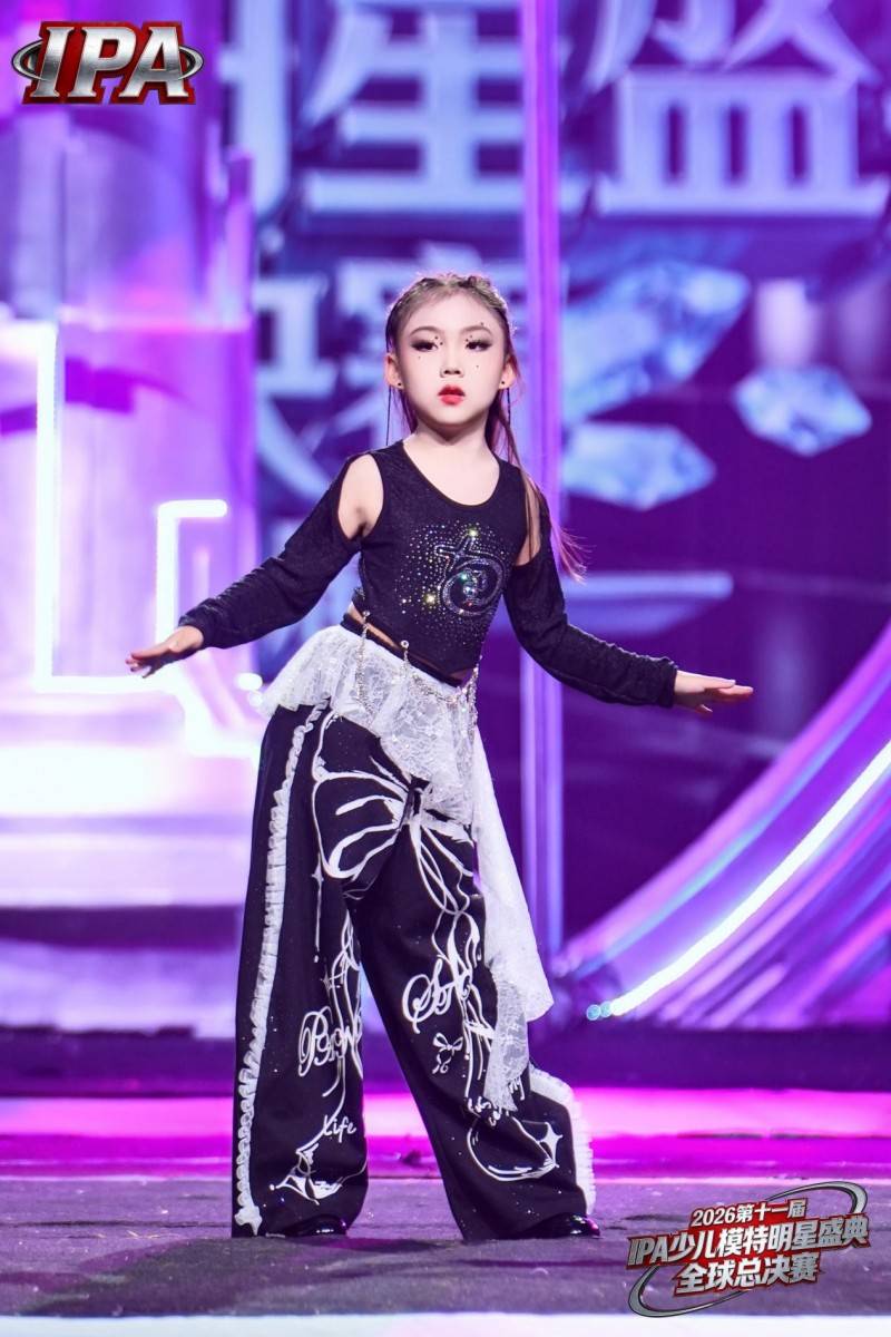 满载荣光！全球首席荣耀大使陈语禾 第十一届 IPA 少儿模特明星盛典高光全回顾