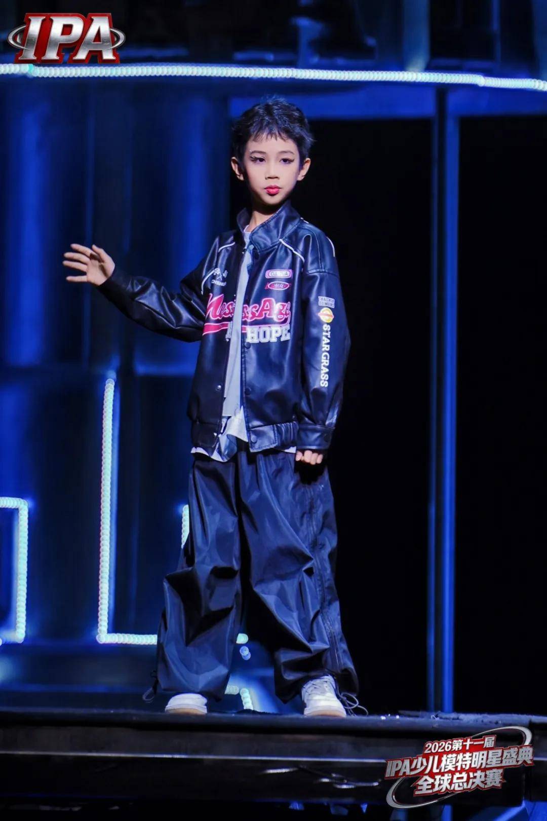 满载荣光！明星守护官刘启可 第十一届IPA少儿模特明星盛典高光全回顾