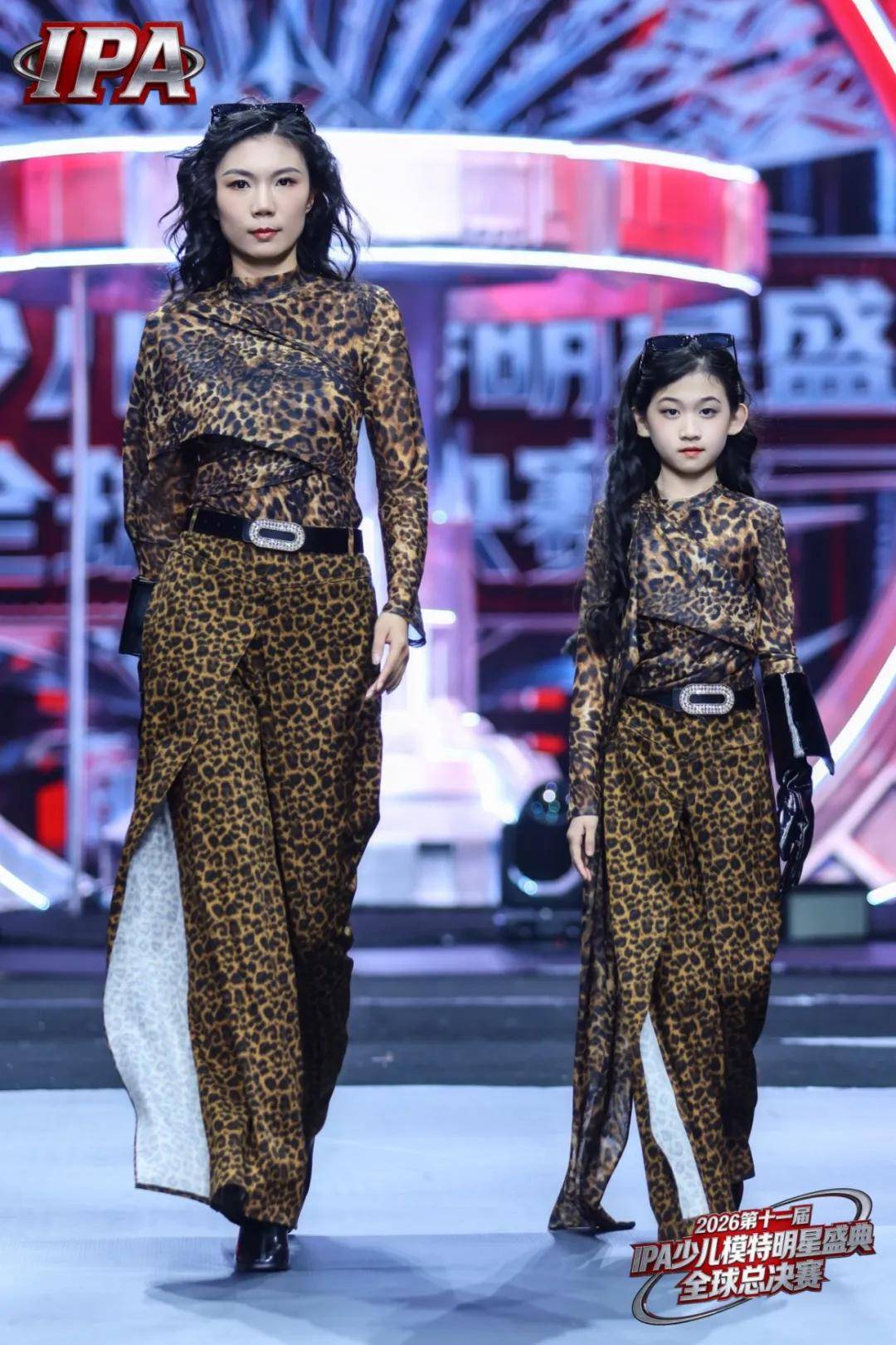 满载荣光！荣耀星推官肖依姌 第十一届IPA少儿模特明星盛典高光全回顾