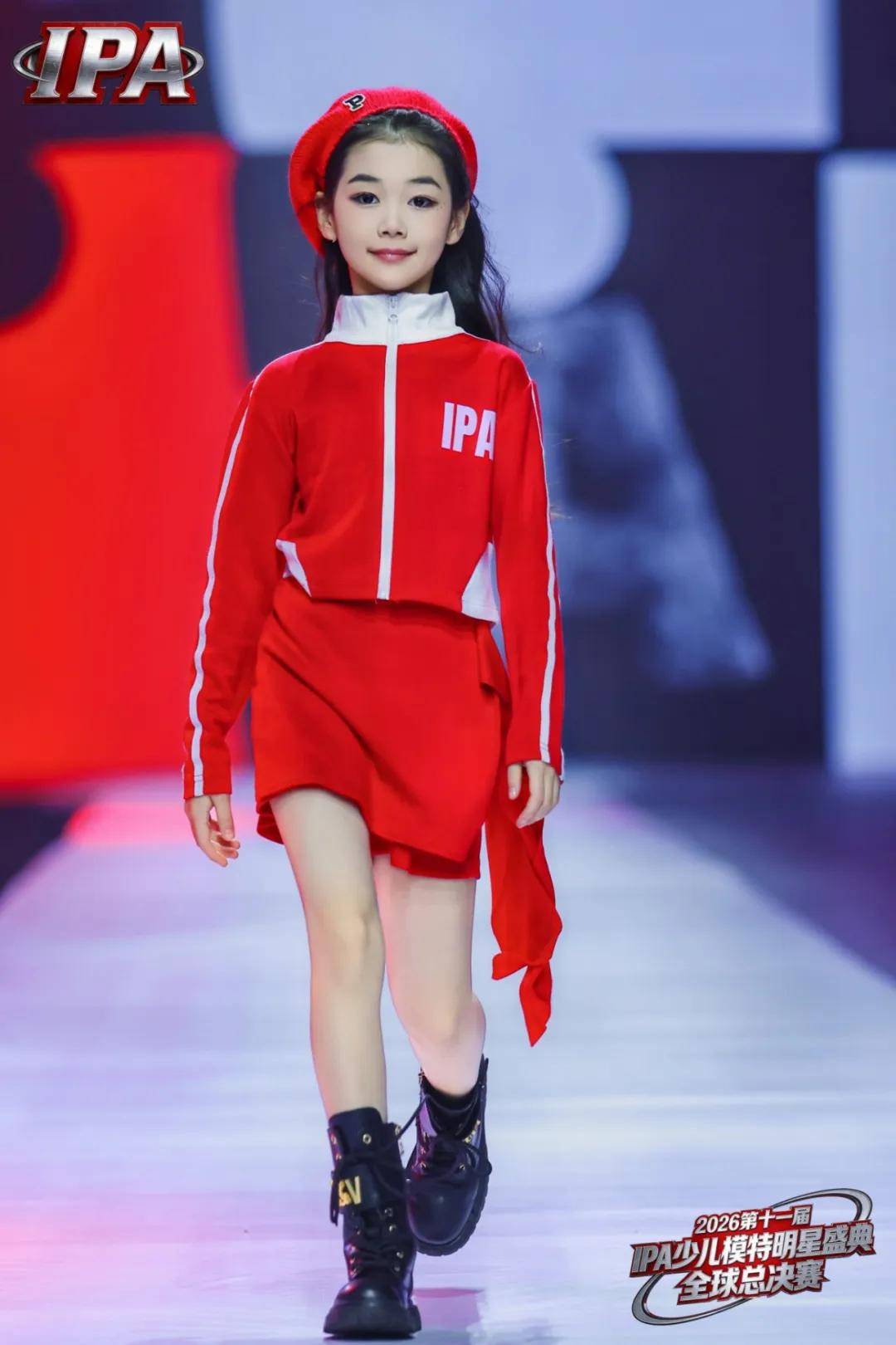 满载荣光！贺年荣耀官张艺馨 第十一届IPA少儿模特明星盛典高光全回顾
