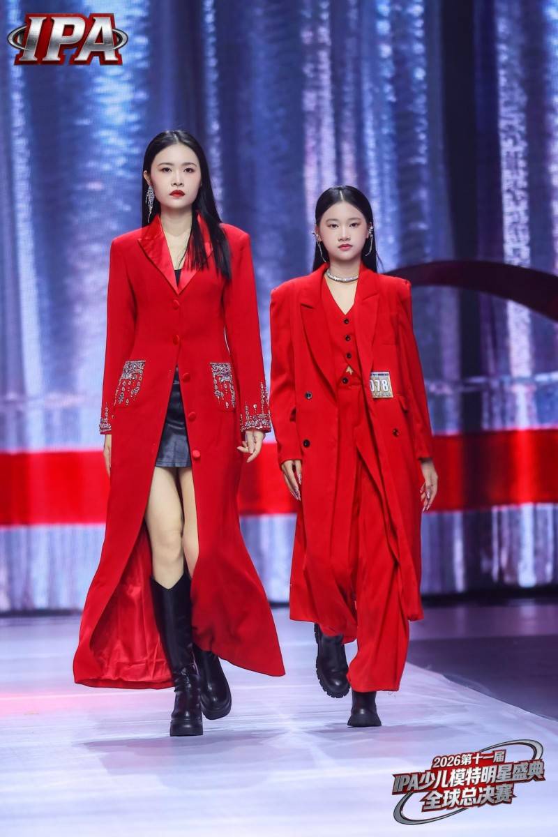 满载荣光！贺年守护官刘诗嘉 第十一届 IPA 少儿模特明星盛典高光全回顾
