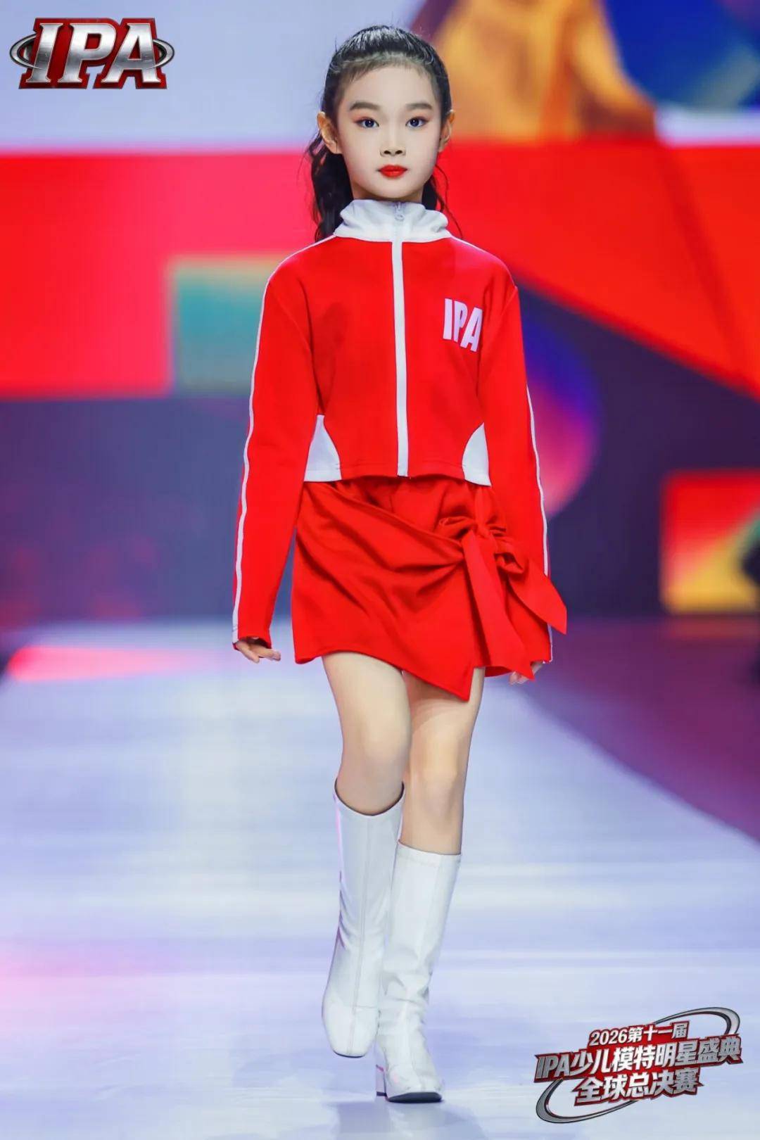 满载荣光！贺年星耀大使何泓霏 第十一届IPA少儿模特明星盛典高光全回顾