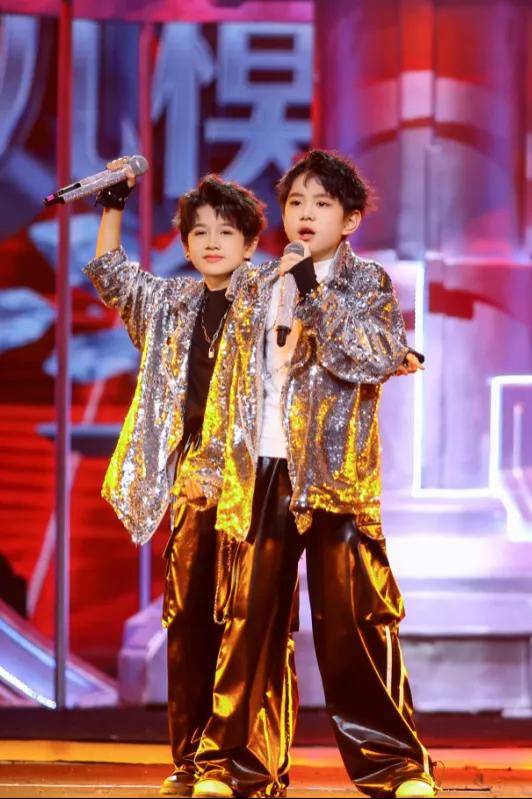 满载荣光！荣耀星推官陈浩 第十一届IPA少儿模特明星盛典高光全回顾