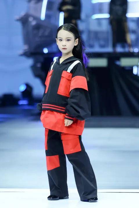满载荣光！贺年星耀大使倪熙沫 第十一届IPA少儿模特明星盛典高光全回顾