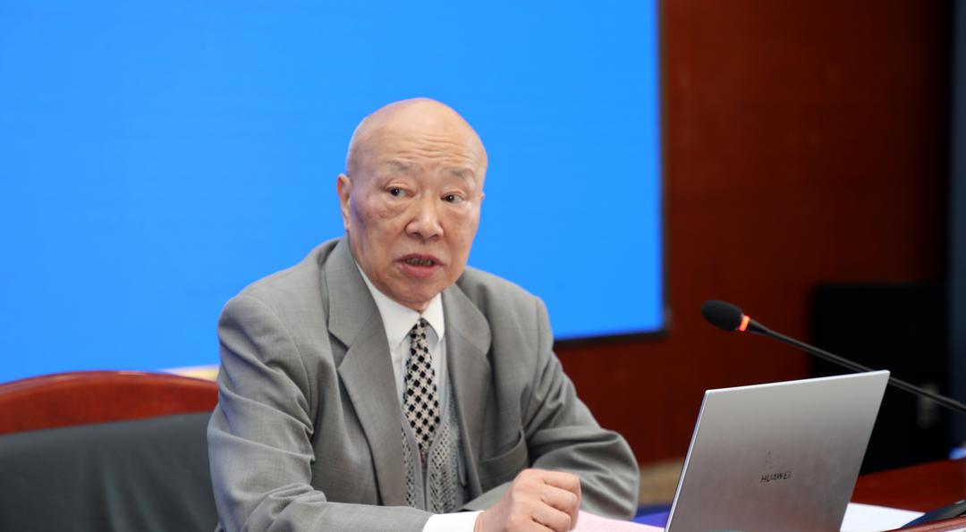 以书香涵养未来 以健康筑基黔中 ——第38-39届未来学科普读书会在筑成功举办