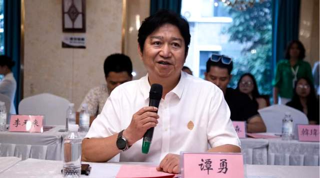 2026首届东博云集银发经济博览会香港办事处授牌签约 ——国际化战略全面启航 粤港澳及东盟资源加速汇聚