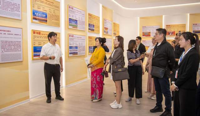 2026首届东博云集银发经济博览会香港办事处授牌签约 ——国际化战略全面启航 粤港澳及东盟资源加速汇聚