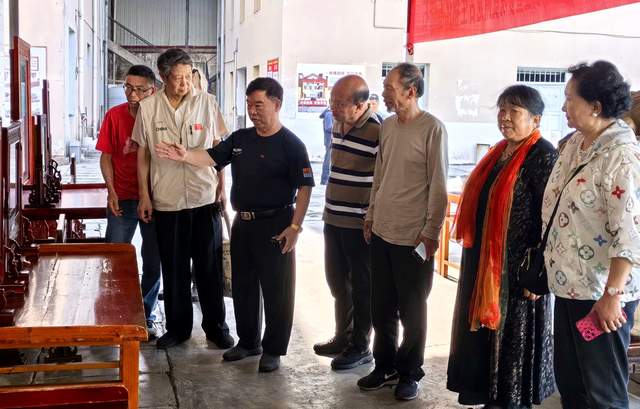 “博物馆:联结世界的桥梁” 《茫父与兴义颖拓艺术展》兴义开幕 贵州茫父书画院捐赠力作献礼国际博物馆日