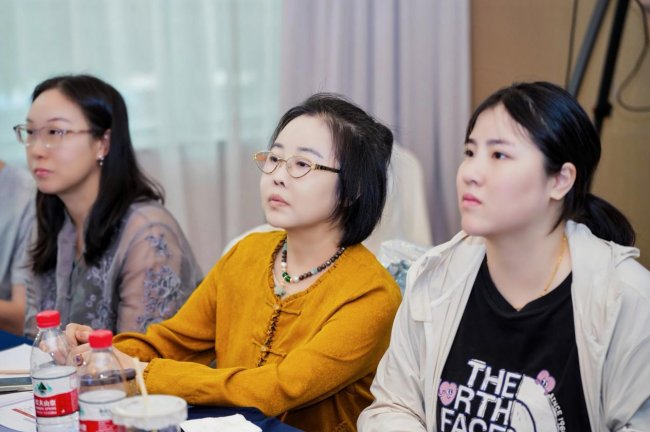爱肯健康赴上海交大医学院汲取前沿医学新知，助力健康行业专业化