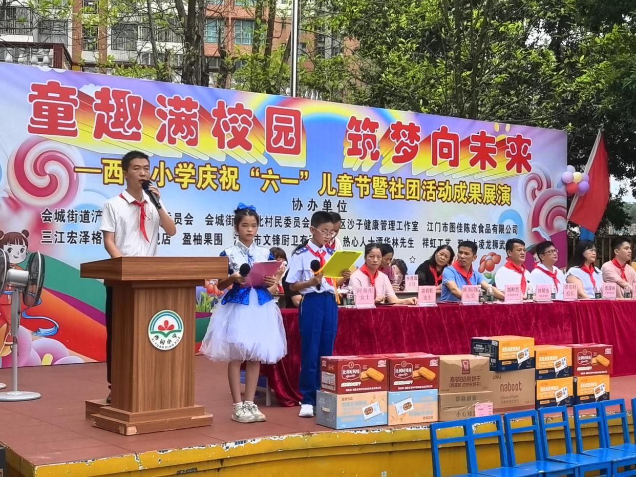 「侨乡故事」特殊的宣讲会:“大师兄”回母校宣讲励志故事