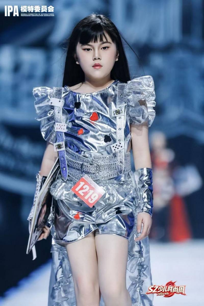 璀璨夺目！代言人马瑗 第九季SZ少儿时尚周高光回顾