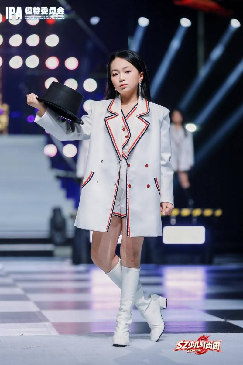 璀璨夺目！代言人辛玥汐 第九季SZ少儿时尚周高光回顾