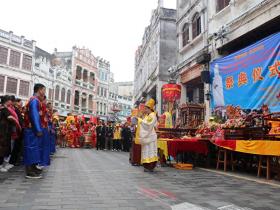 海口举办“天后祀奉”11周年庆祝暨海口天后宫妈祖巡游为民祈福活动
