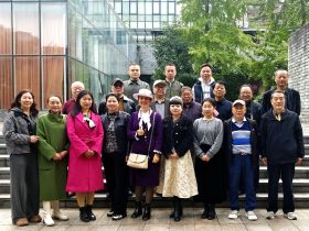 笔墨传情守初心 媒企同心庆佳节