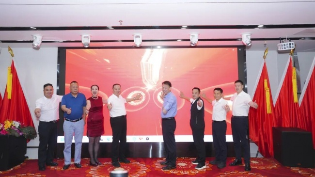 广东省湖北商会 20 周年庆典暨 “库姆巴特之夜” 发布会圆满举行